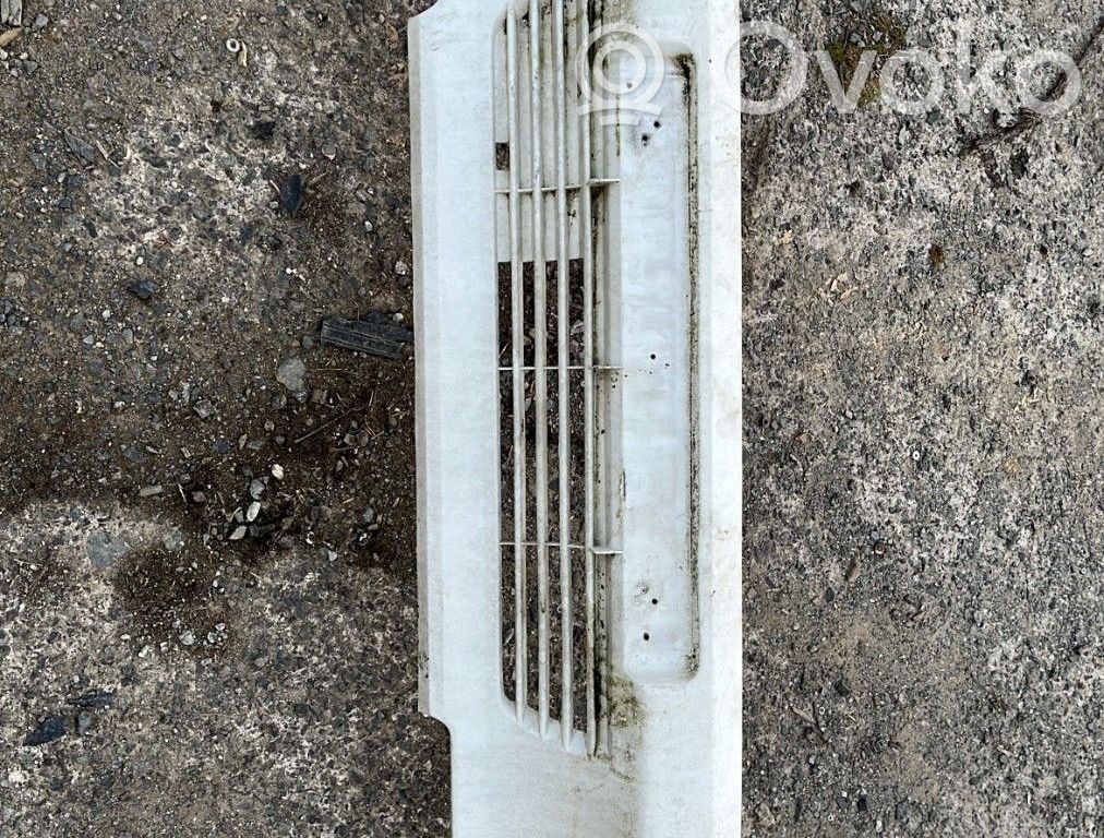 Citroen AX Parachoques delantero 