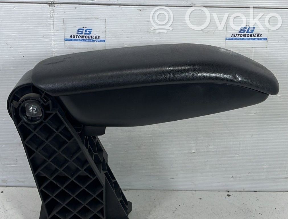 Citroen DS3 Armrest 