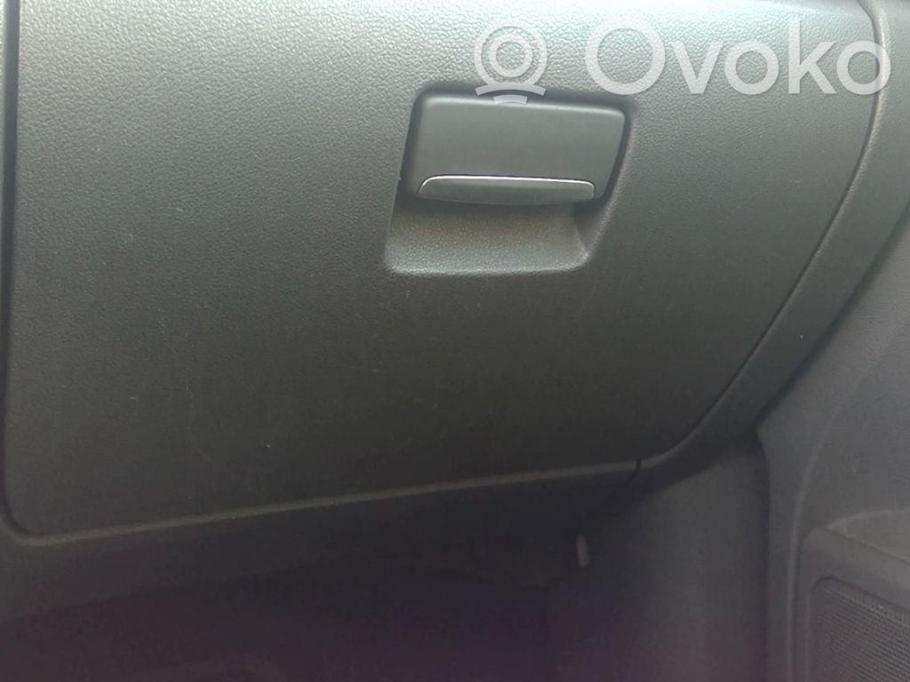 Ford Focus Juego guantera 