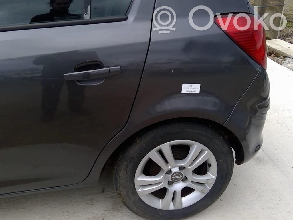 Opel Corsa D Takakulmapaneeli 