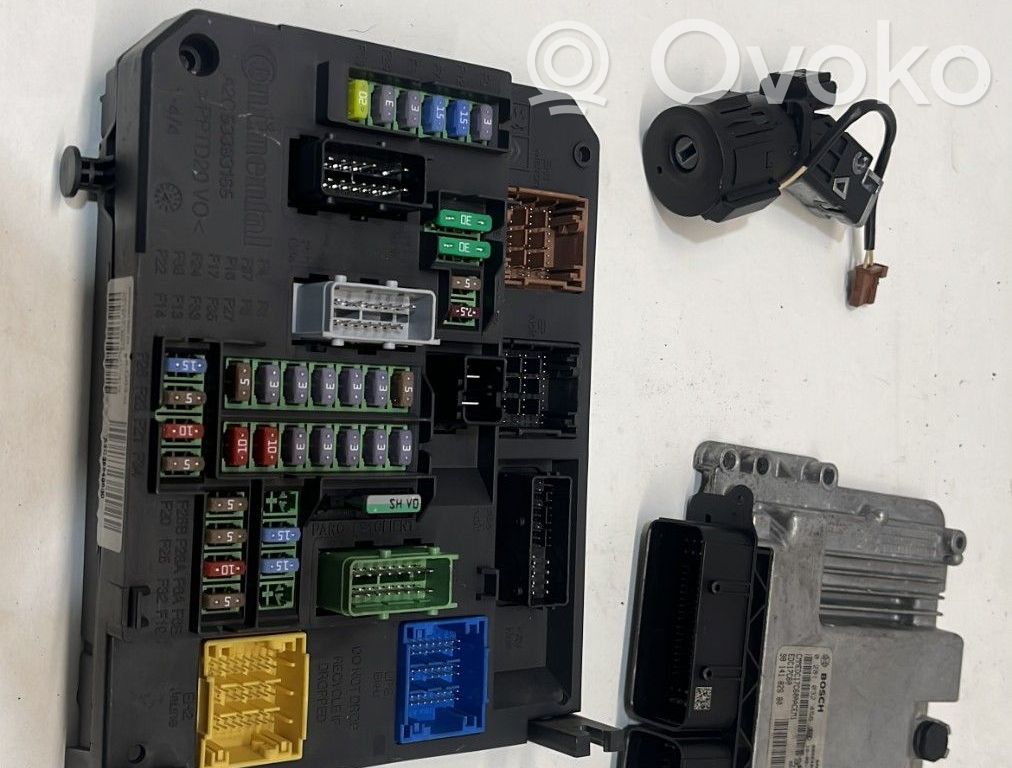 Peugeot 308 Engine ECU kit and lock set 