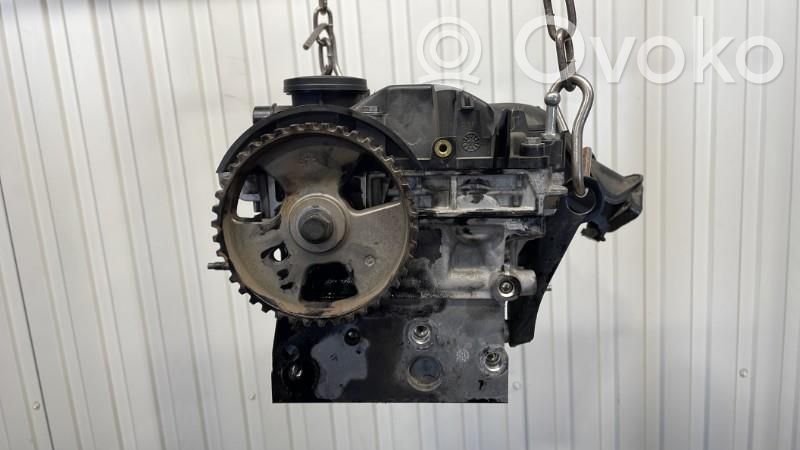 Citroen C4 Grand Picasso Engine head 