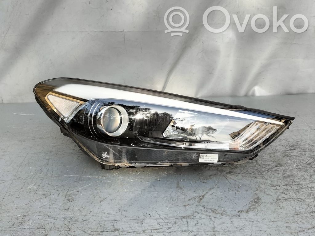 Lampa przednia   92102D7000,230220180528,R009D000046762
