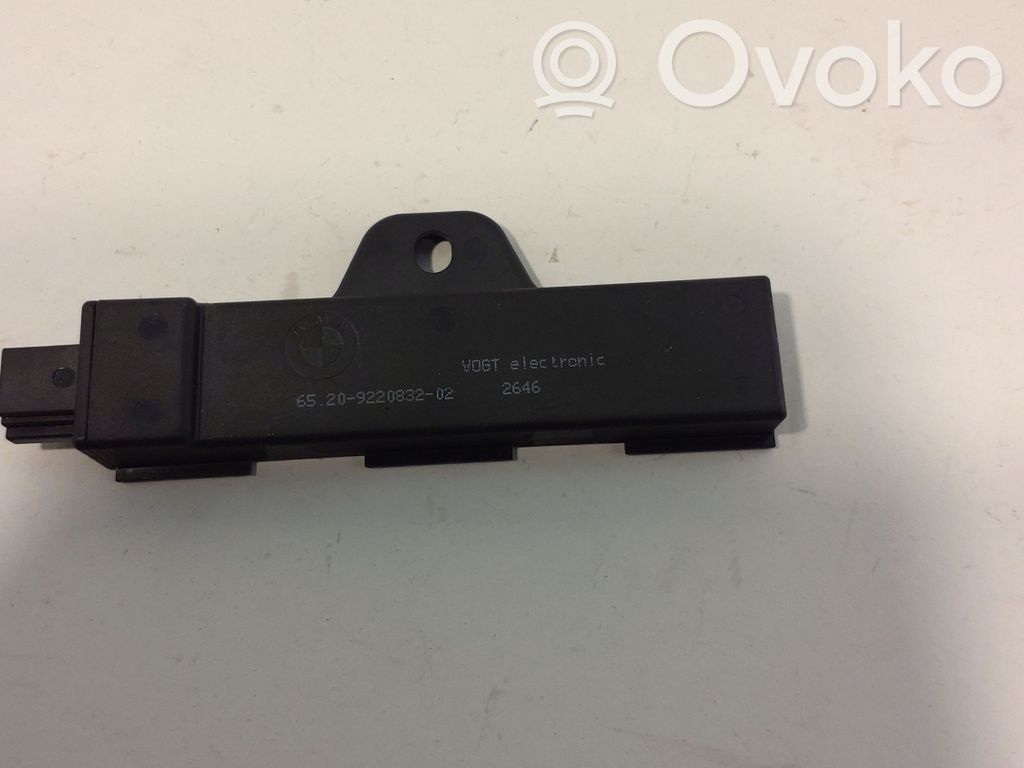 BMW 2 F45 Aerial antenna amplifier 