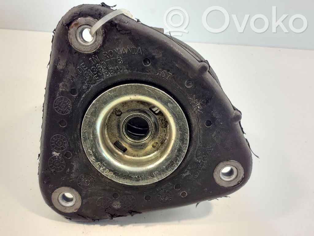 Volvo V40 Front upper strut mount 