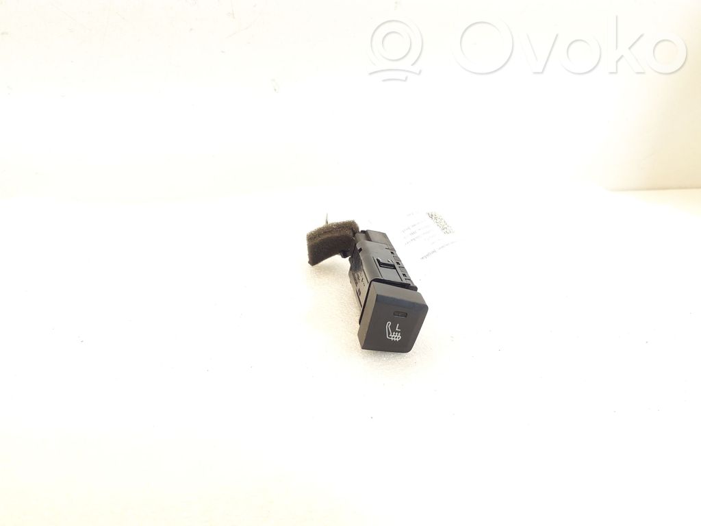 Chevrolet Captiva Seat heating switch 