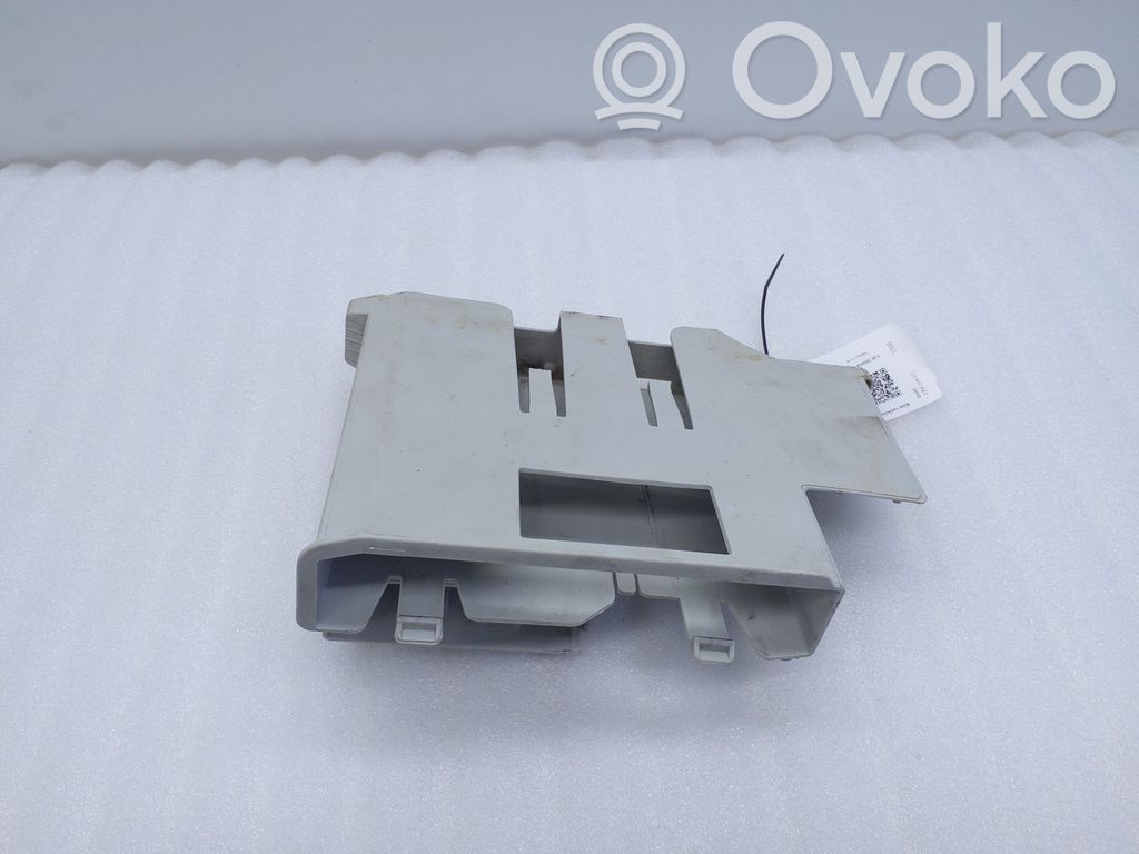 BMW 2 F45 Other engine bay part 