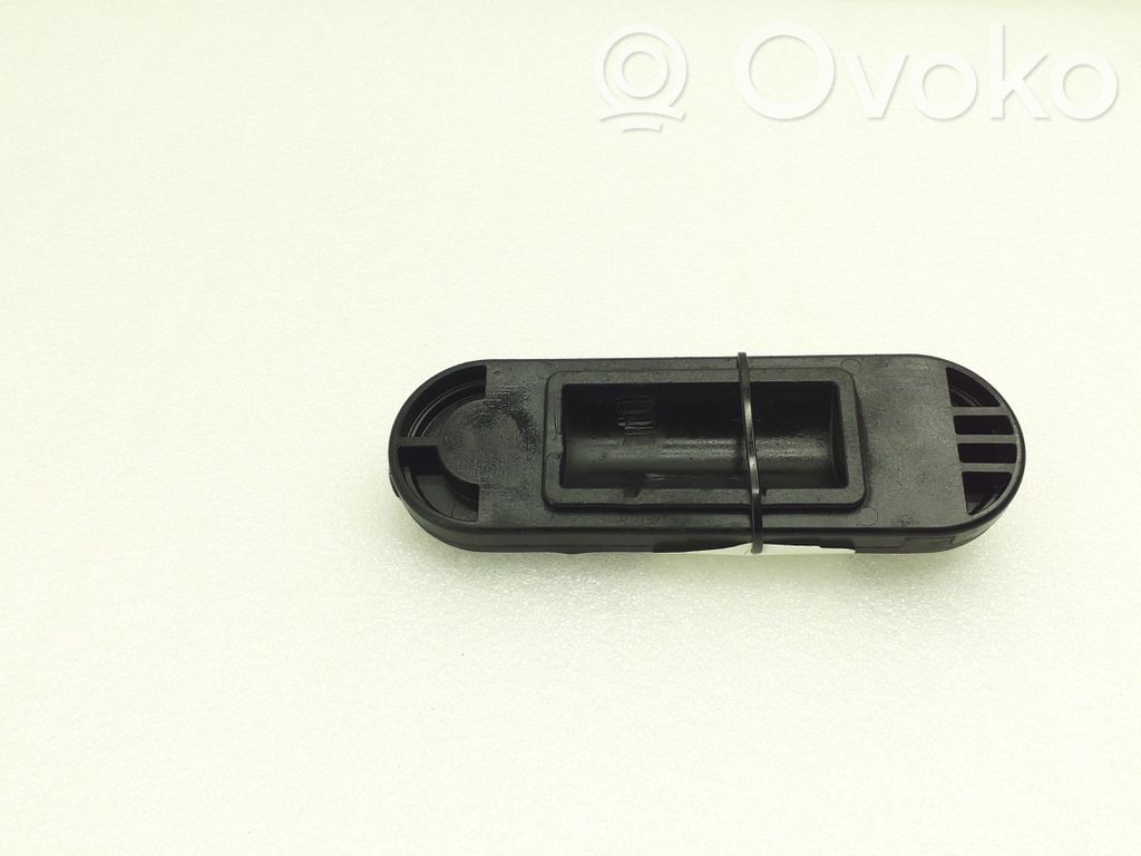 Audi TT TTS Mk2 Jacking socket point 