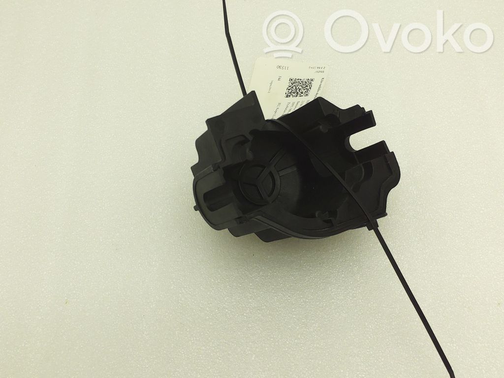BMW 2 F44 Kita variklio skyriaus detalė 