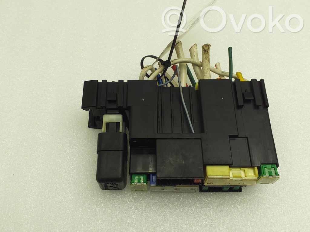 Nissan Qashqai+2 Fuse module 