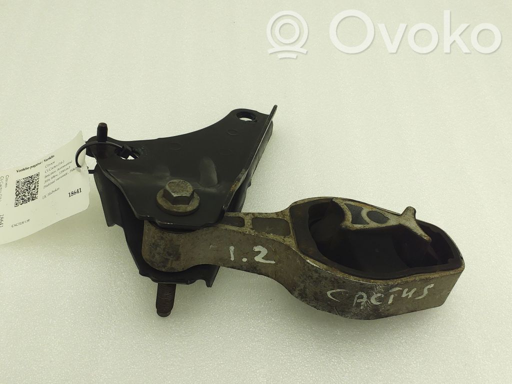 Citroen C4 Cactus Engine mount bracket 