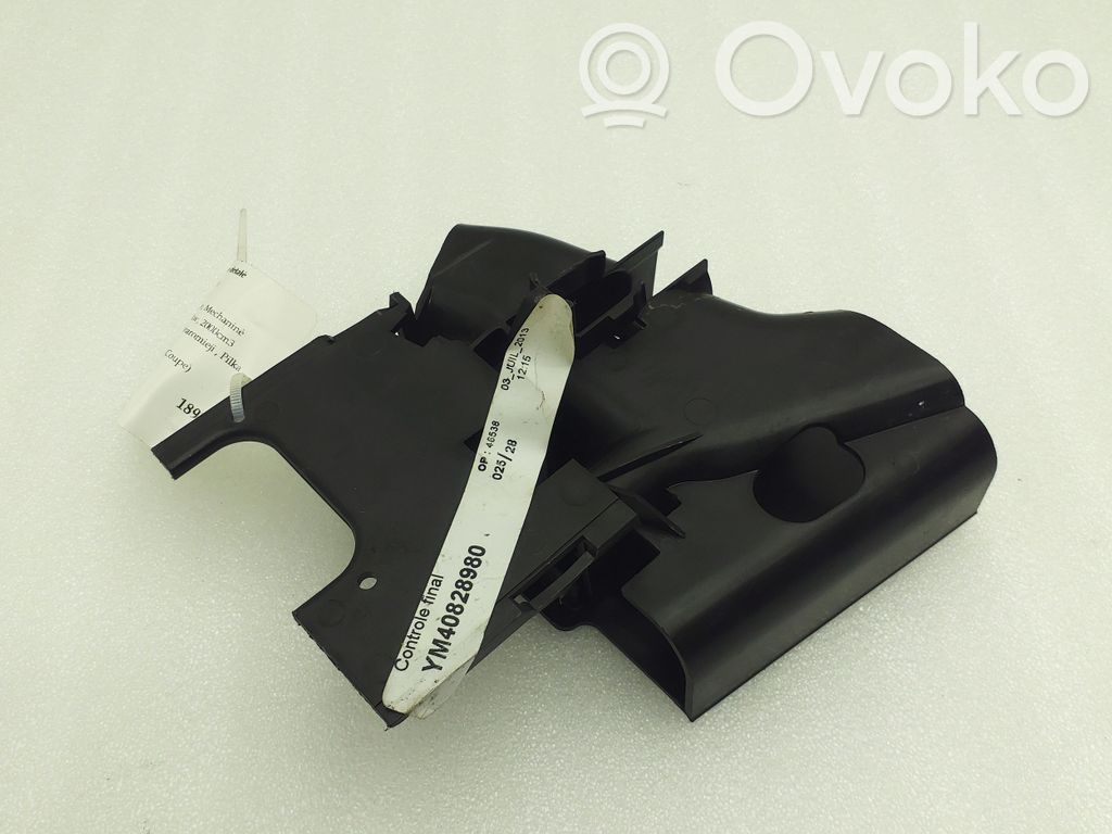 Peugeot RCZ Fuse box cover 