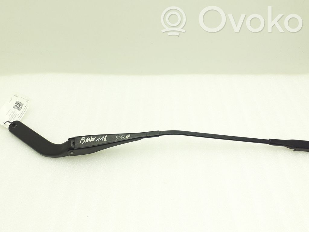 BMW 1 E81 E87 Front wiper blade arm 