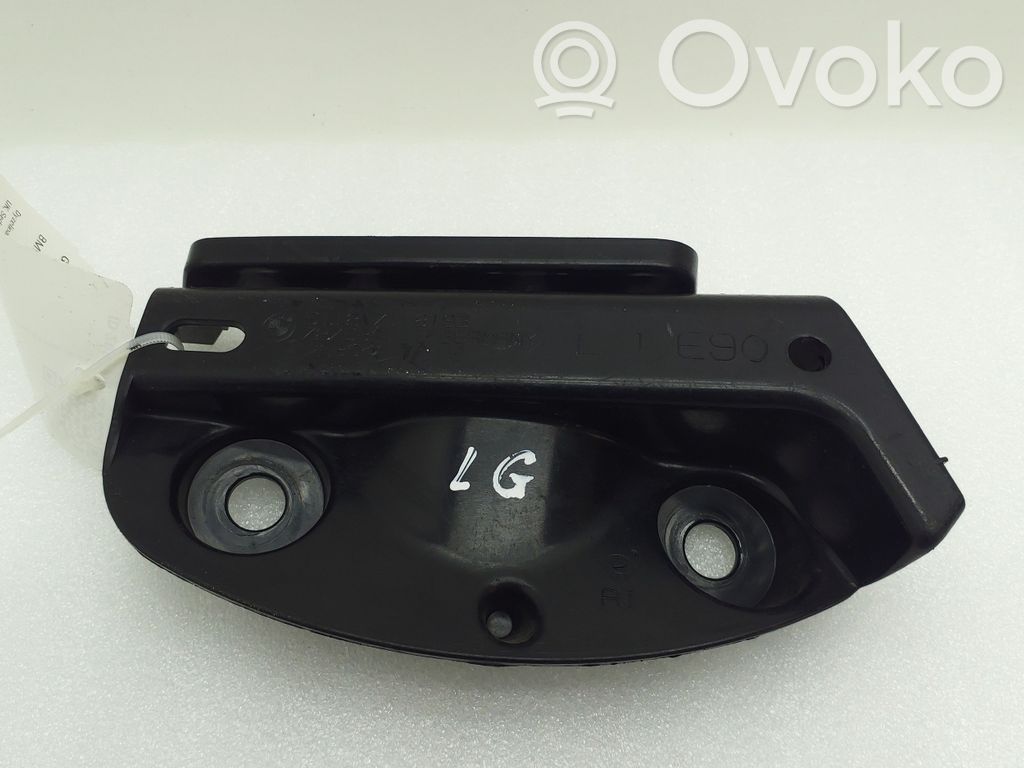 BMW 3 E90 E91 Rear bumper mounting bracket 