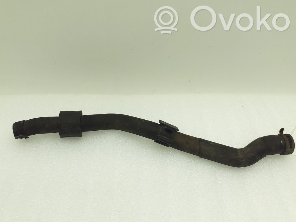 Volkswagen Golf VII Engine coolant pipe/hose 