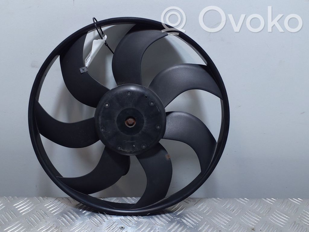 Land Rover Freelander 2 - LR2 Elektrisks radiatoru ventilators 