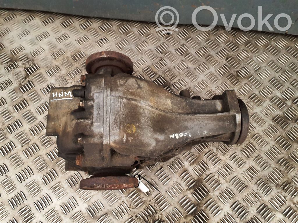 Audi A8 S8 D3 4E Galinis reduktorius 