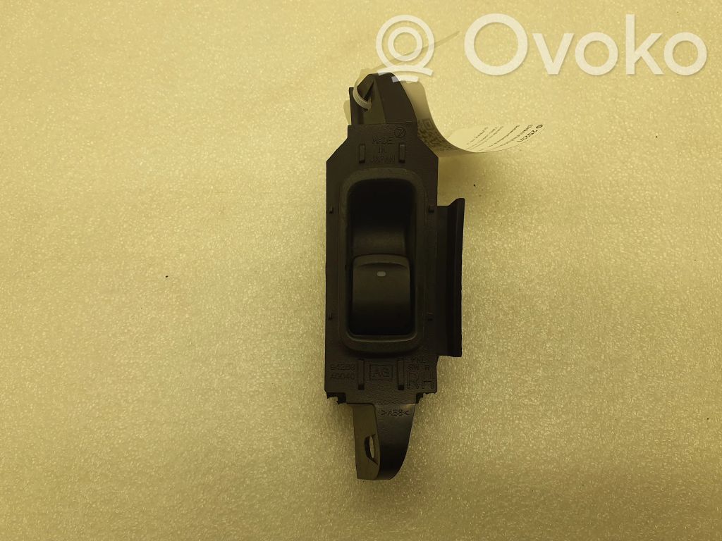 Subaru Outback Electric window control switch 