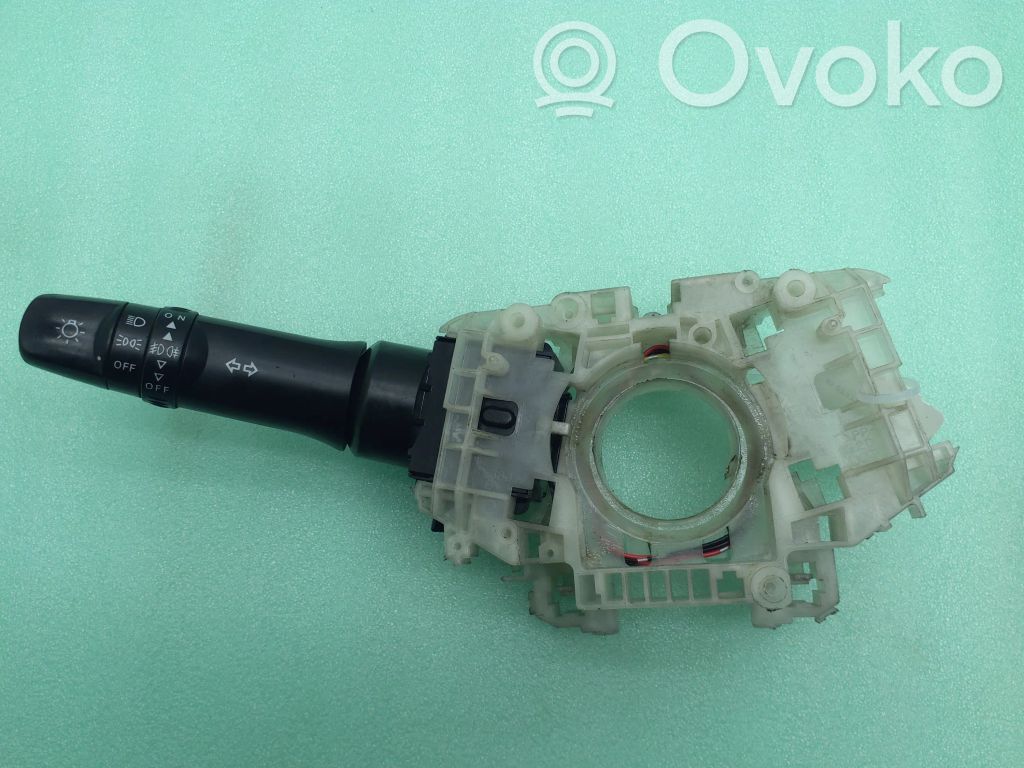 Mitsubishi L200 Indicator stalk 