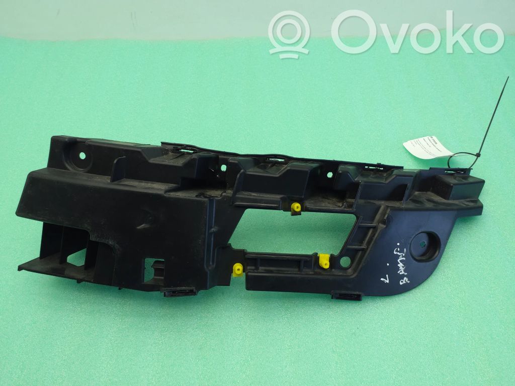 Jaguar F-Pace Front bumper mounting bracket 