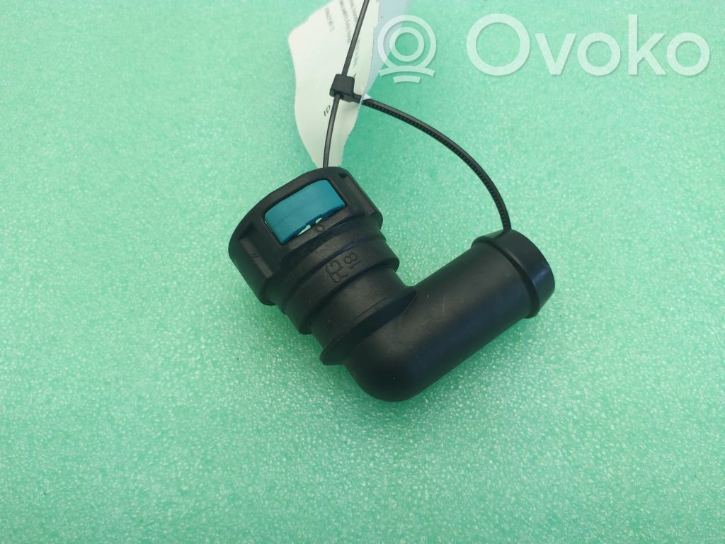 Jaguar F-Pace Engine coolant pipe/hose 