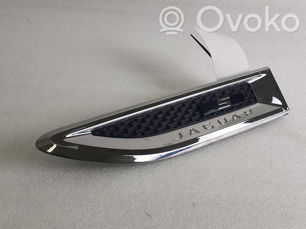 Jaguar E-Pace Rejilla del guardabarros 
