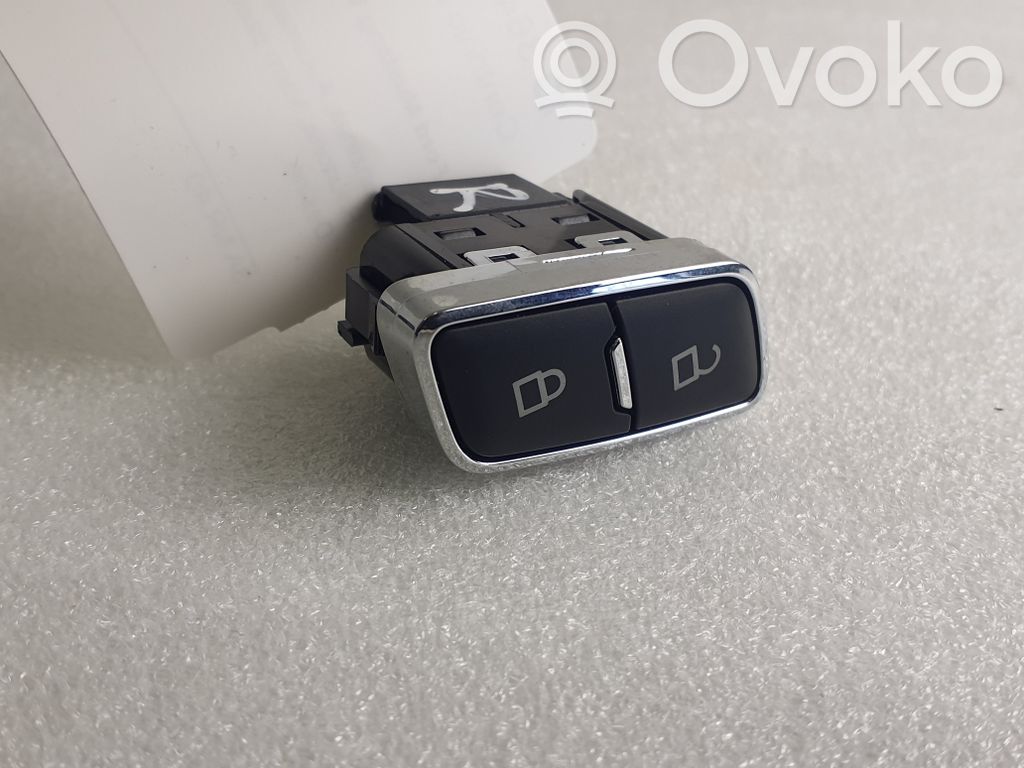 Ford Mustang VI Central locking switch button 