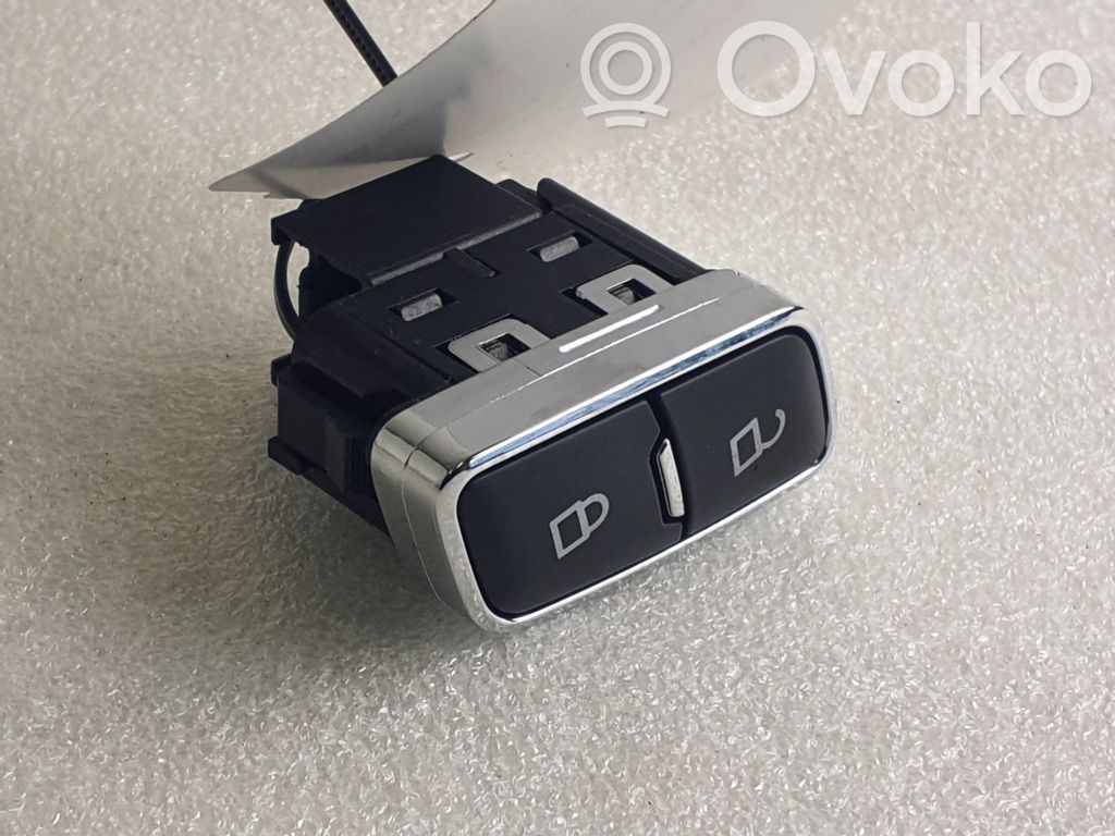 Ford Mustang VI Central locking switch button 