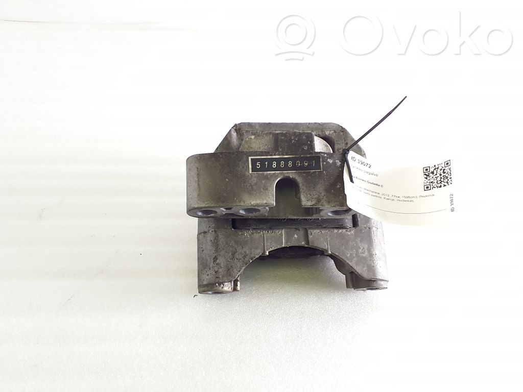 Alfa Romeo Giulietta Engine mount bracket 