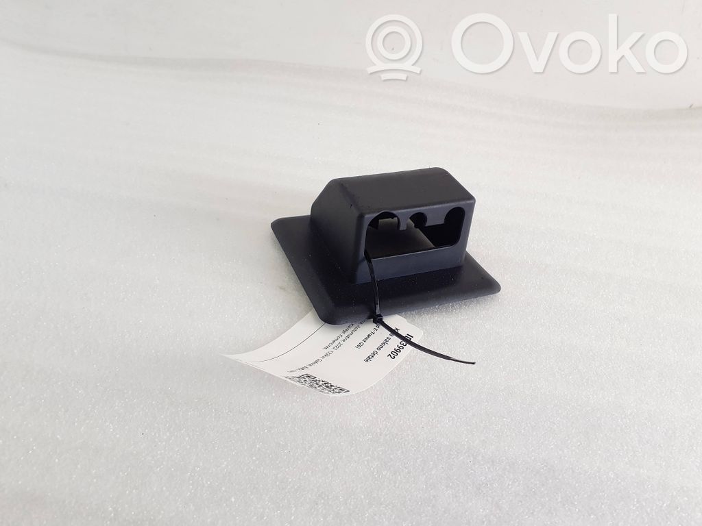 Ford E-Transit Tailgate/boot lid lock trim 