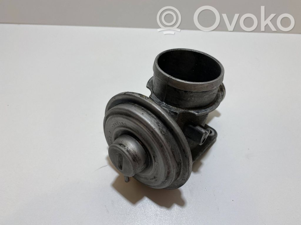 BMW 5 E39 EGR vožtuvas 