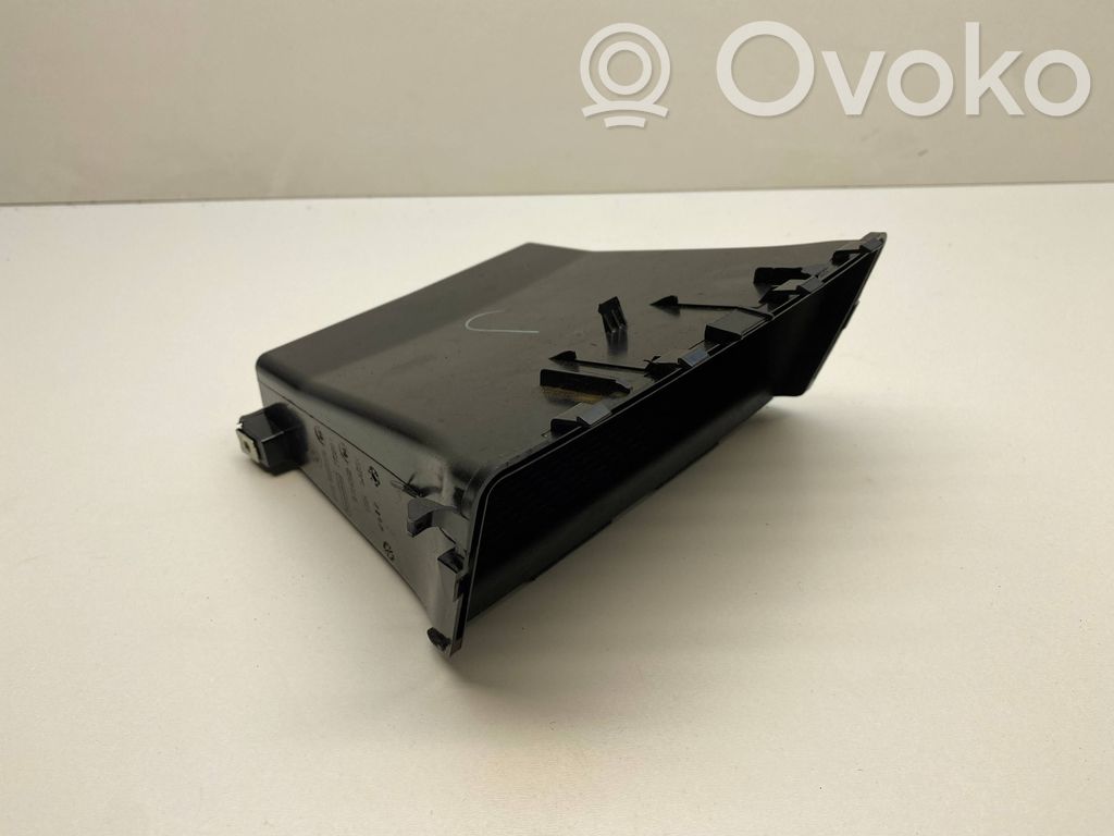 Glove box   6963379,51166963379
