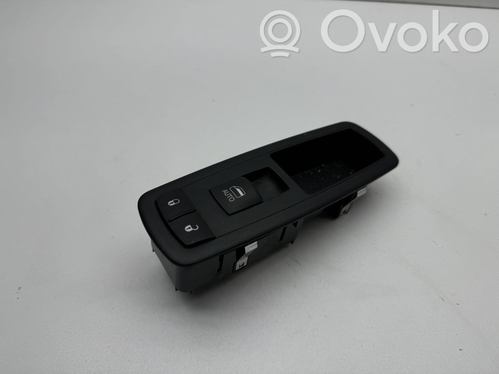 Chrysler Pacifica Electric window control switch 