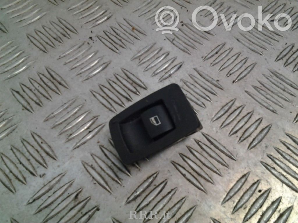 BMW 1 E81 E87 Electric window control switch 