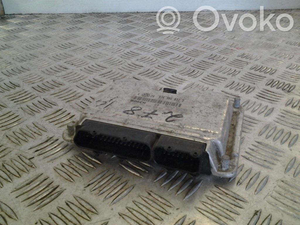 Volkswagen PASSAT B5.5 Engine control unit/module 