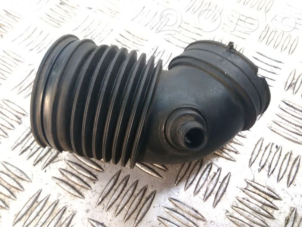 BMW 1 E81 E87 Šļūtene (-es) / caurule (-es) 