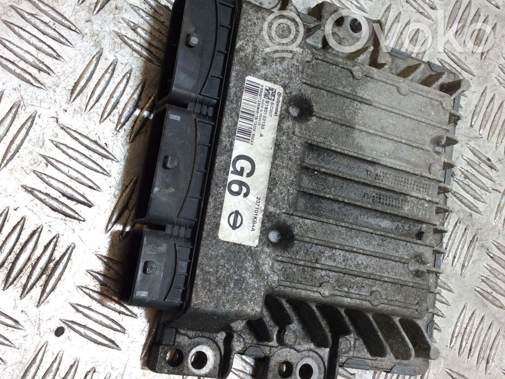 Nissan Juke I F15 Engine control unit/module 