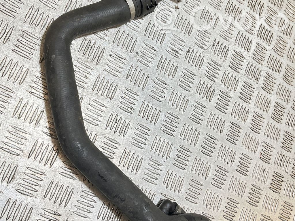 BMW 1 E81 E87 Engine coolant pipe/hose 