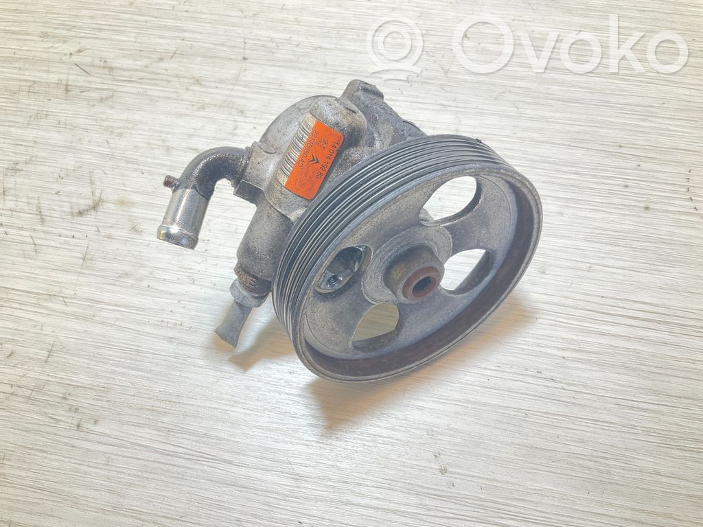 Peugeot Bipper Power steering pump 