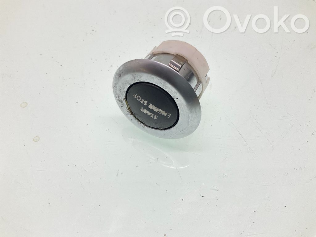 Land Rover Discovery 4 - LR4 Engine start stop button switch 