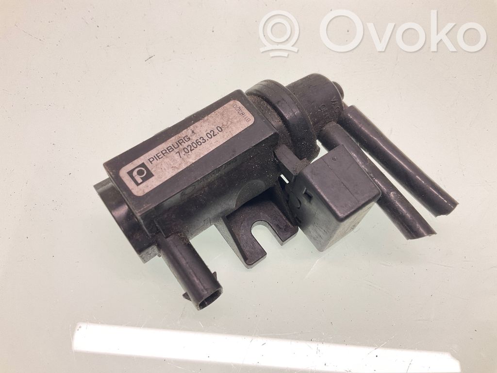 BMW 5 E60 E61 Electroválvula del turbo 
