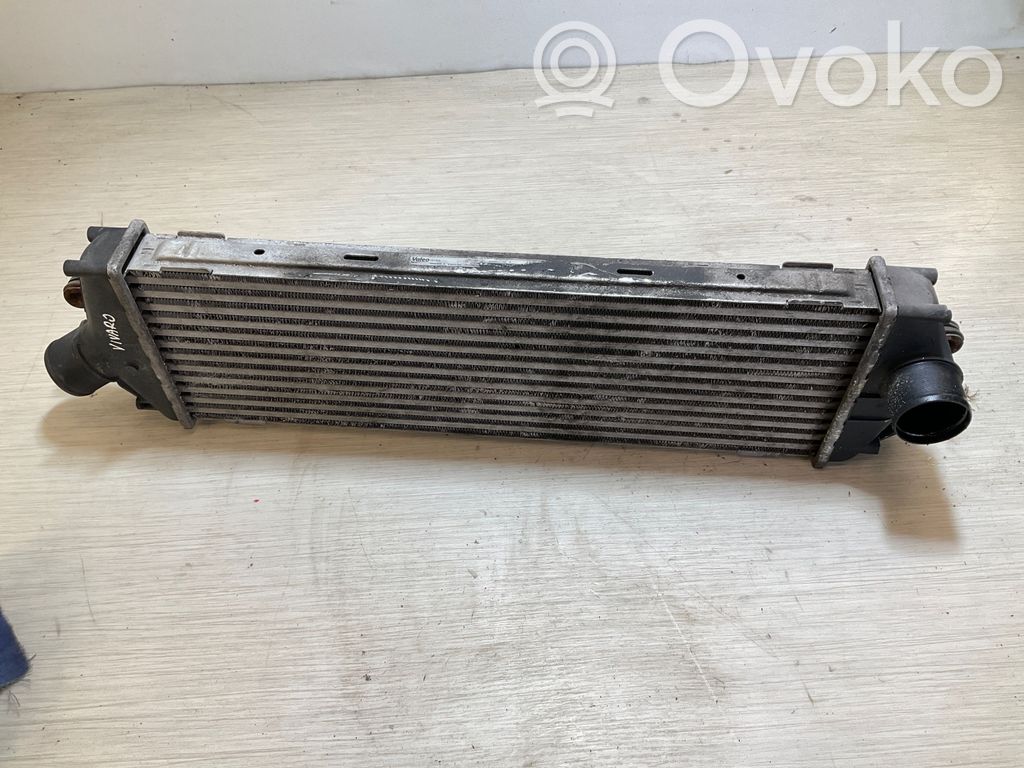 Opel Vivaro Chłodnica powietrza doładowującego / Intercooler 