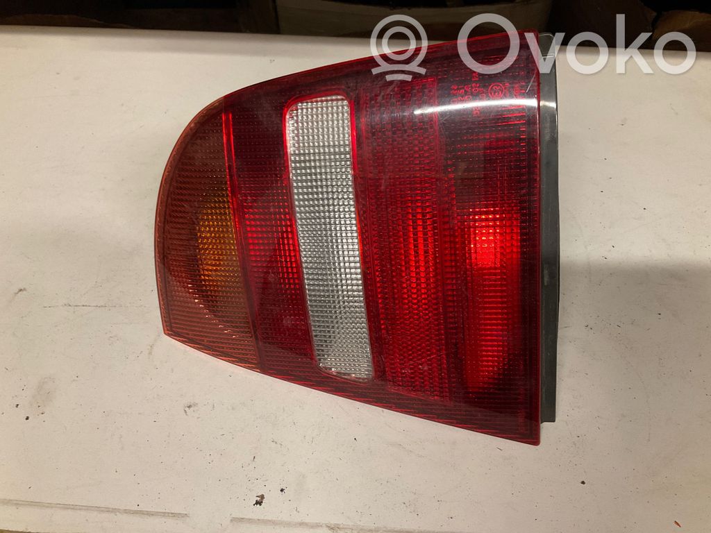 Lampa tylna   1U6945096,1U6945096B,1U6945112A,1U6945112B