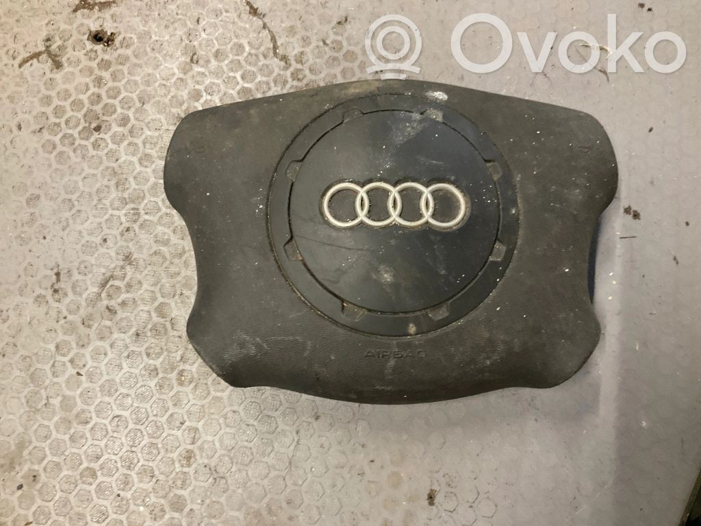 Audi A3 S3 A3 Sportback 8P Ohjauspyörän turvatyyny 