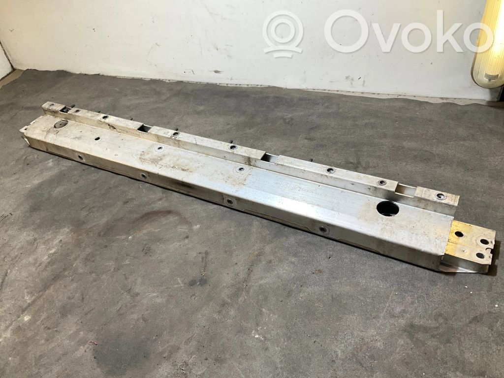 Land Rover Evoque II Belka zderzaka przedniego 