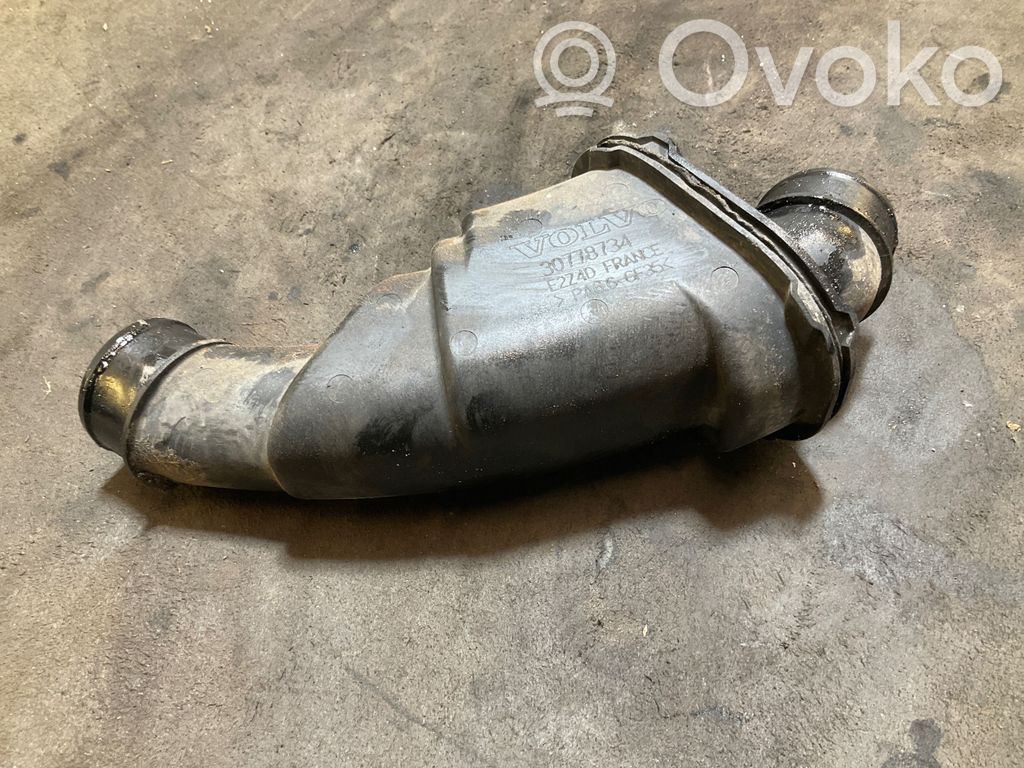 Volvo XC70 Interkūlerio žarna (-os)/ vamzdelis (-iai) 