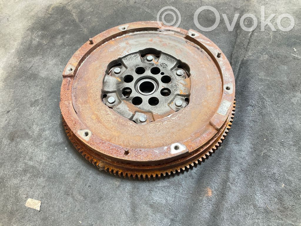Renault Trafic III (X82) Volante motor 
