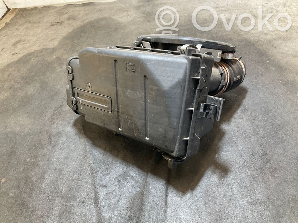 Nissan Note (E12) Air filter box 