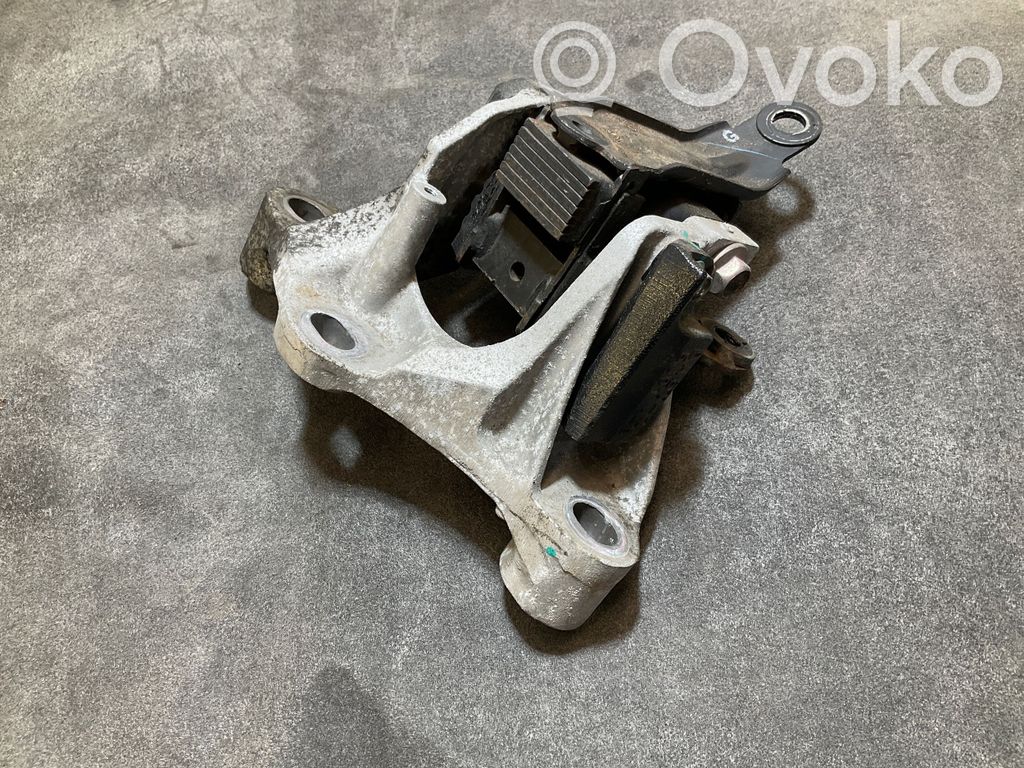 Mazda 2 Dzinēja spilvens 