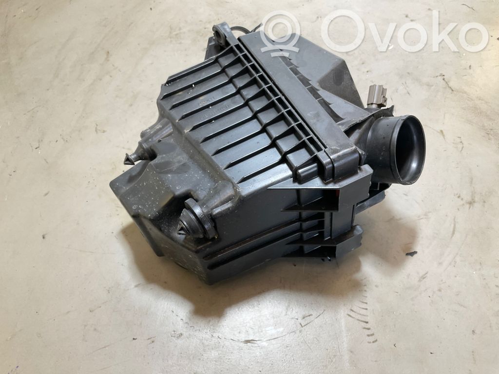 Ford Fiesta Air filter box 